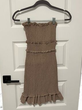 Love Tree Strapless Smocked Ruffle Midi Dress in Taupe